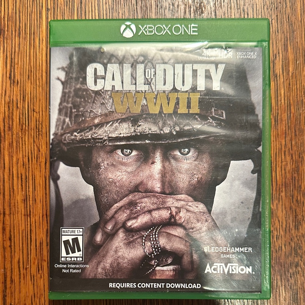 Call of Duty WWII for Xbox One - Green Case
